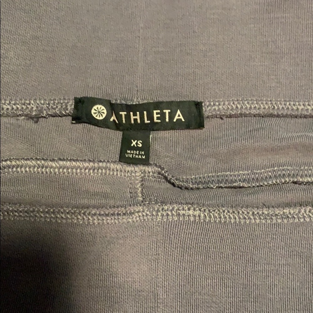 Athleta shorts - Picture 4 of 7